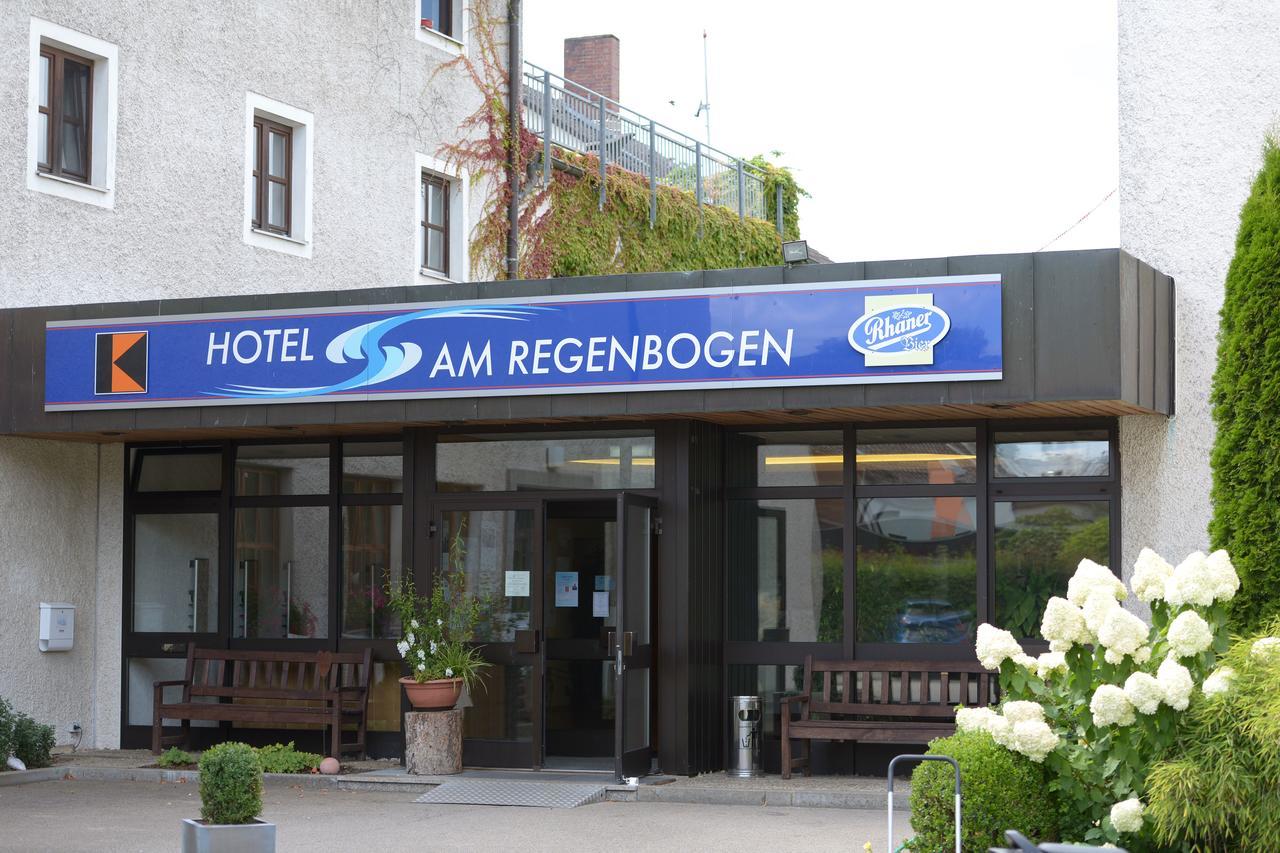 Hotel Am Regenbogen Cham Bagian luar foto